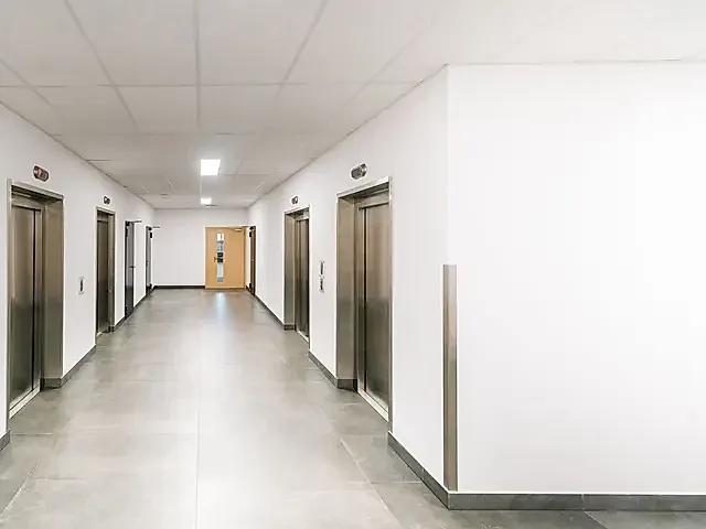 Hospital / Bed Elevator